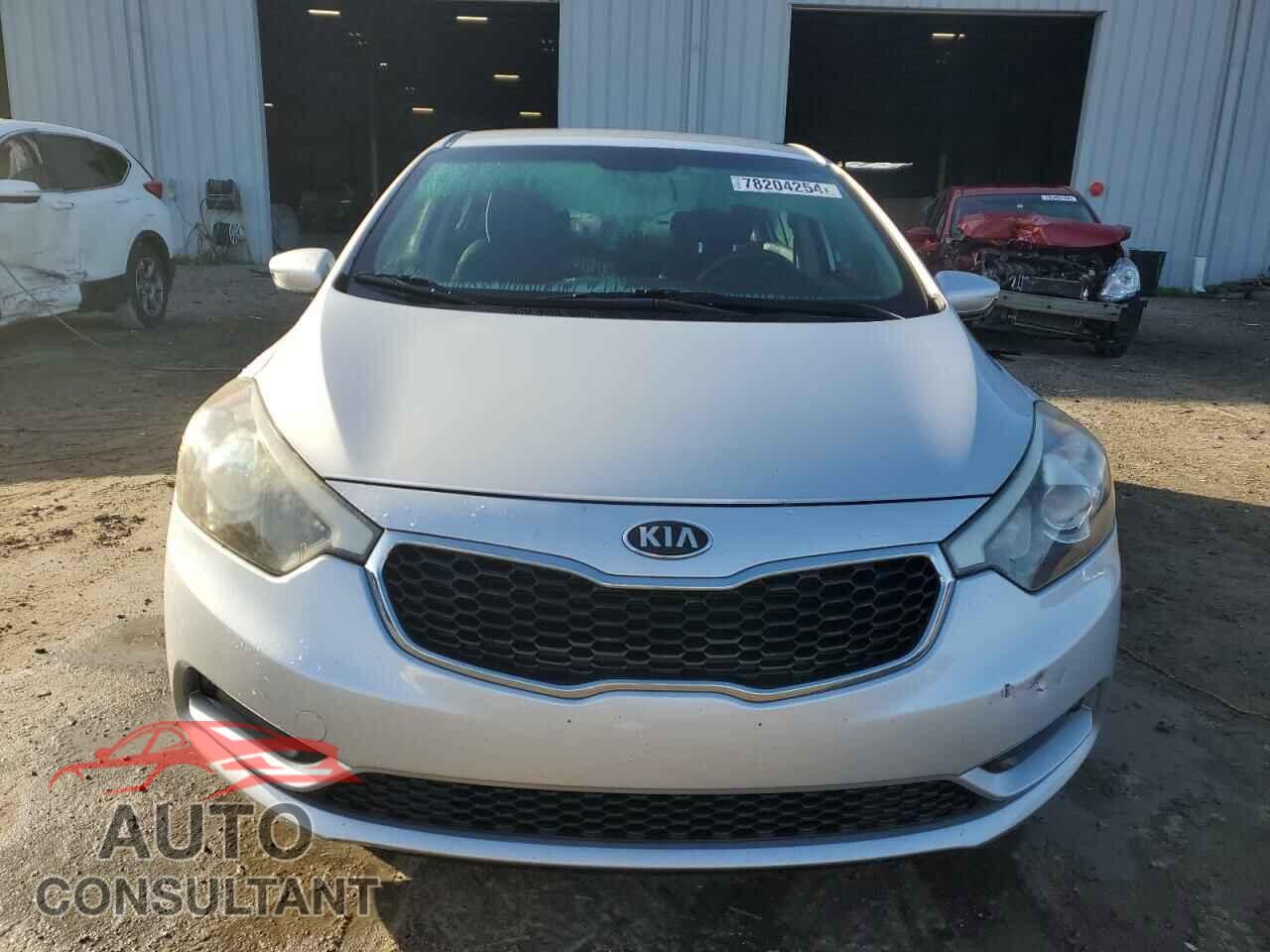 KIA FORTE 2016 - KNAFK4A60G5587471
