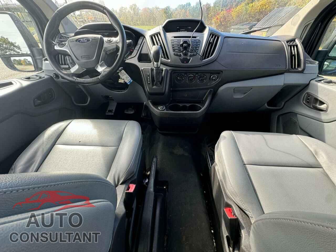 FORD TRANSIT 2017 - 1FBZX2ZMXHKB37830