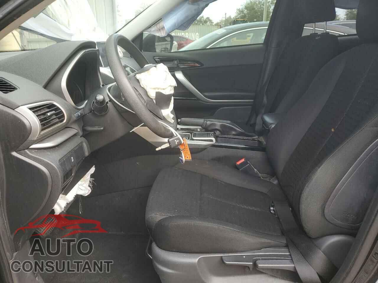 MITSUBISHI ECLIPSE 2018 - JA4AT4AA8JZ068421