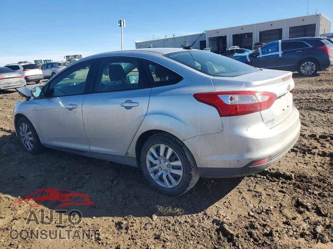 FORD FOCUS 2012 - 1FAHP3F22CL200234