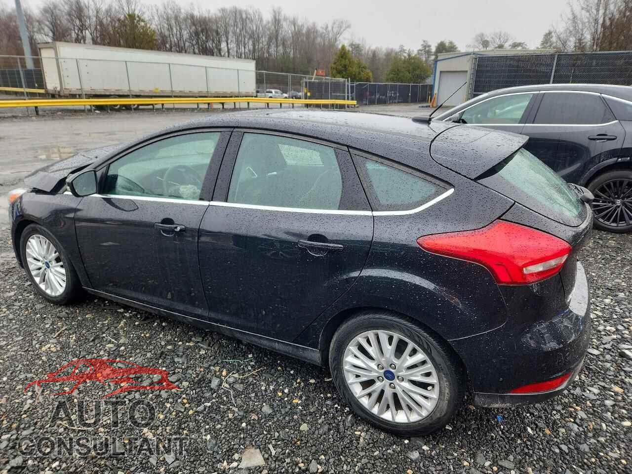 FORD FOCUS 2018 - 1FADP3N20JL243225