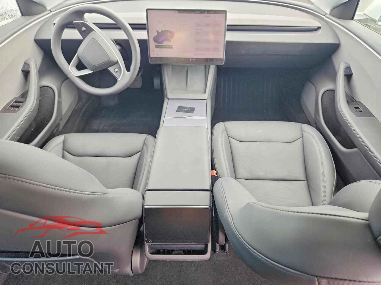TESLA MODEL 3 2025 - 5YJ3E1EA4SF038938