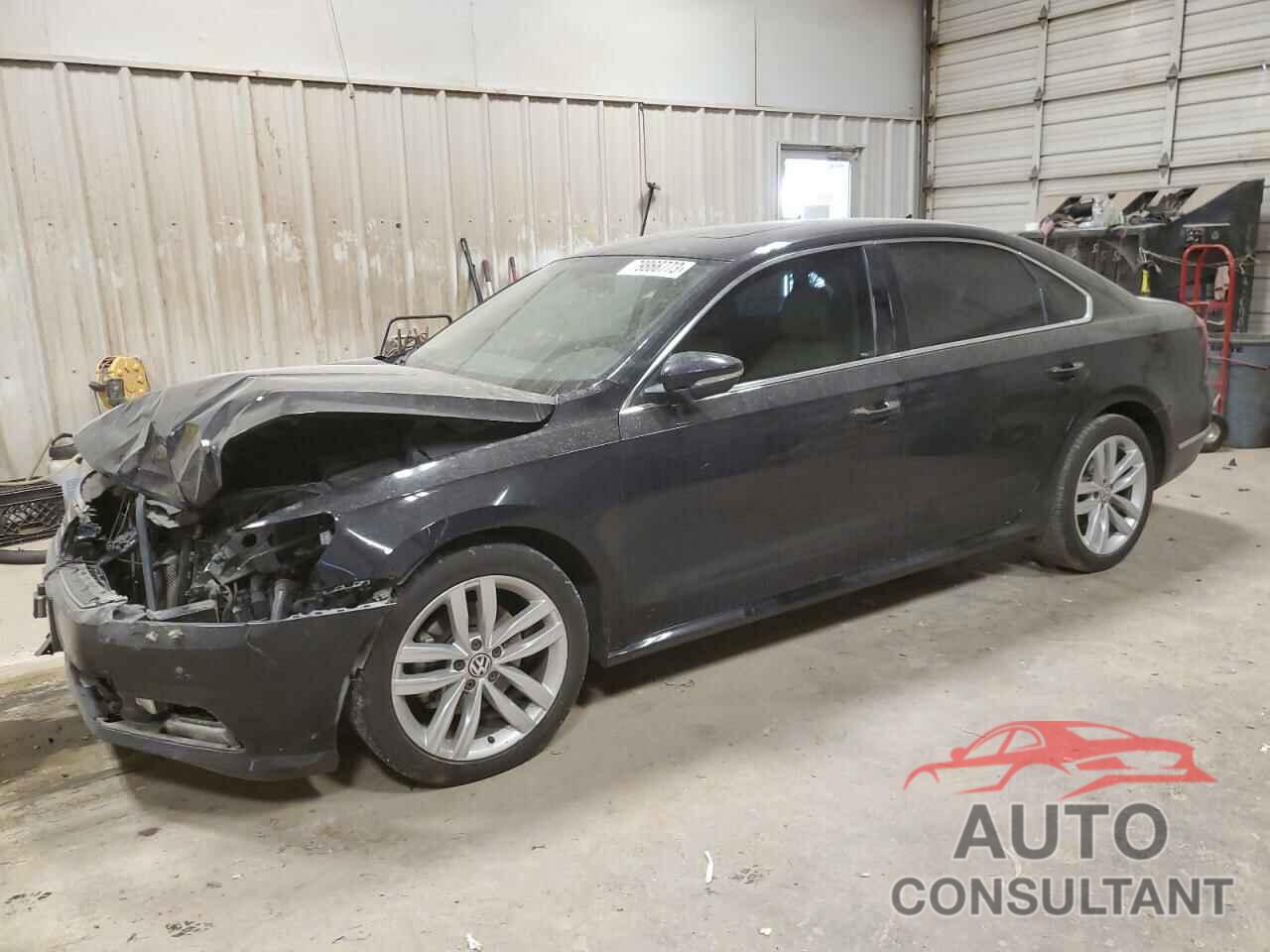 VOLKSWAGEN PASSAT 2018 - 1VWBA7A39JC025502