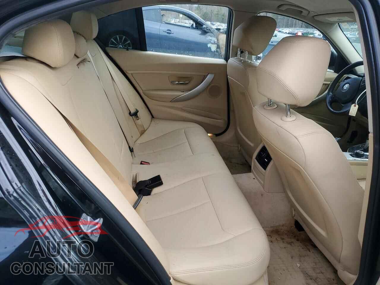 BMW 320 2016 - WBA8E1G55GNU10685