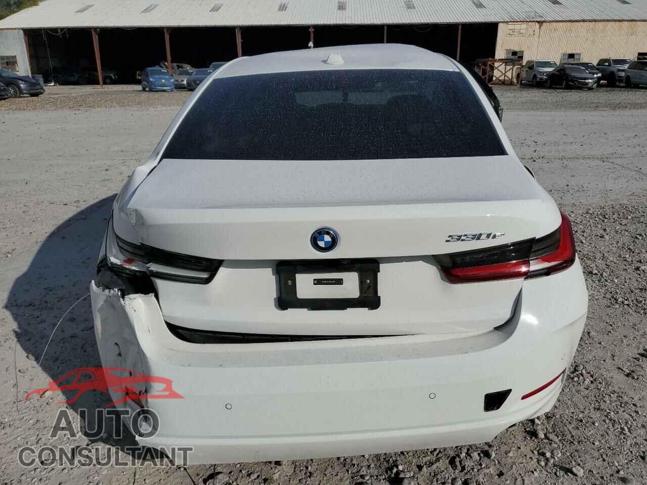 BMW 3 SERIES 2023 - 3MW39FF00P8D70486