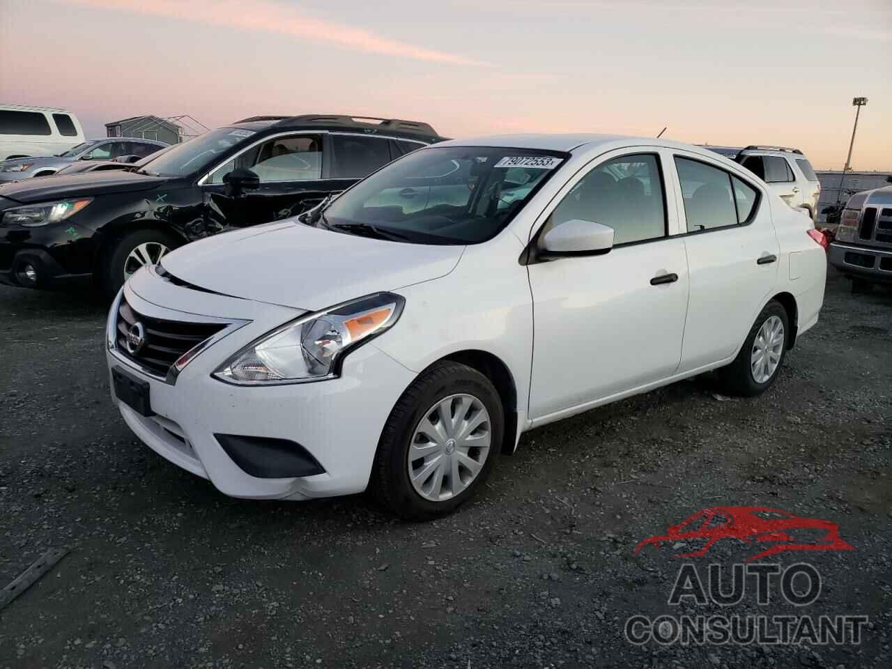 NISSAN VERSA 2019 - 3N1CN7APXKL820758