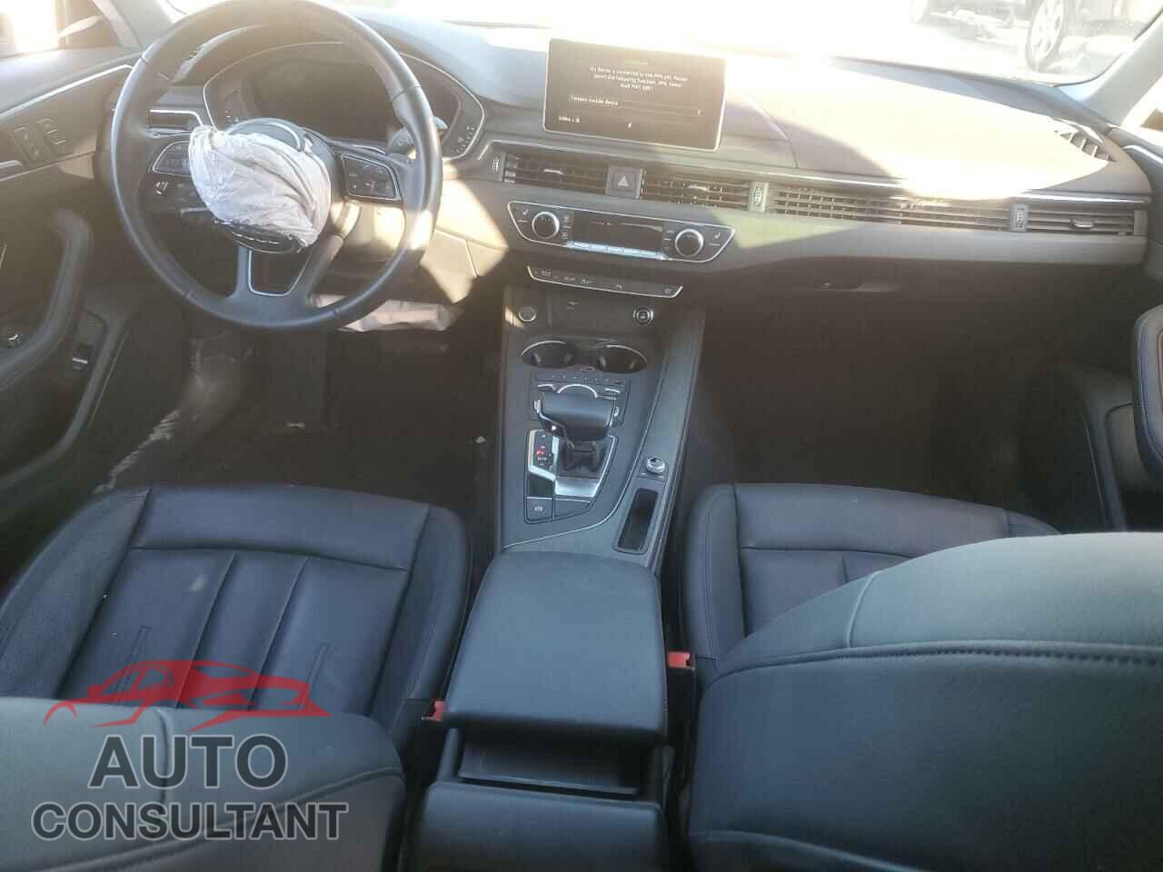 AUDI A4 2019 - WAUHMAF40KA015891
