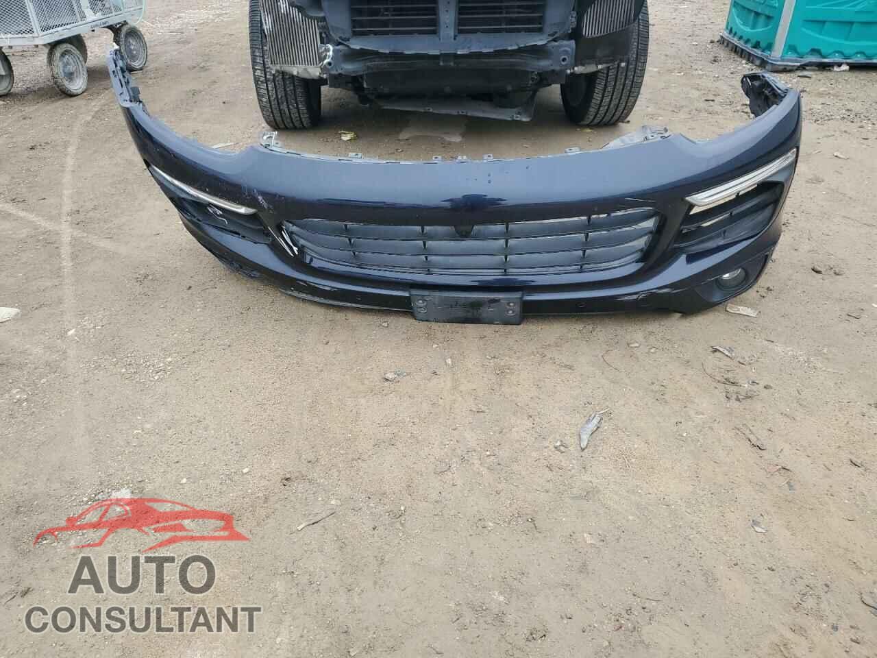 PORSCHE CAYENNE 2017 - WP1AB2A26HLA52820