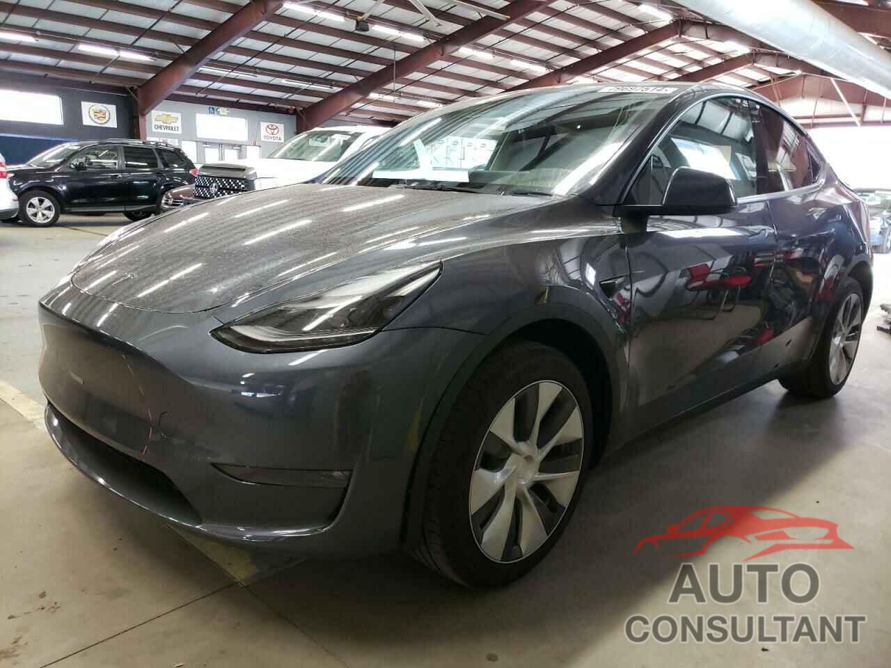 TESLA MODEL Y 2023 - 7SAYGDEE9PF752174