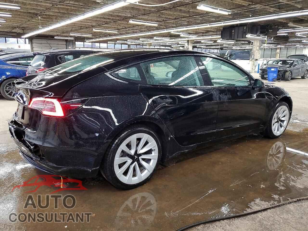 TESLA MODEL 3 2022 - 5YJ3E1EA4NF289611