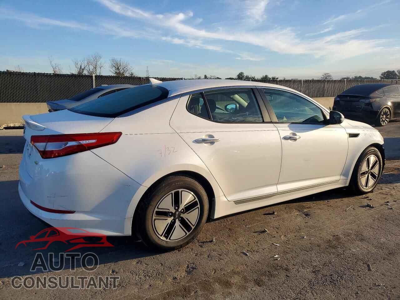 KIA OPTIMA 2012 - KNAGM4AD9C5028086
