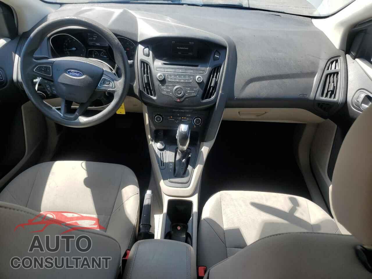 FORD FOCUS 2015 - 1FADP3F29FL226963