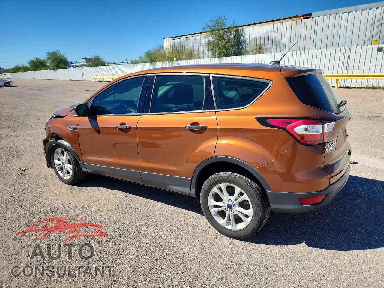 FORD ESCAPE 2017 - 1FMCU0F73HUB60511