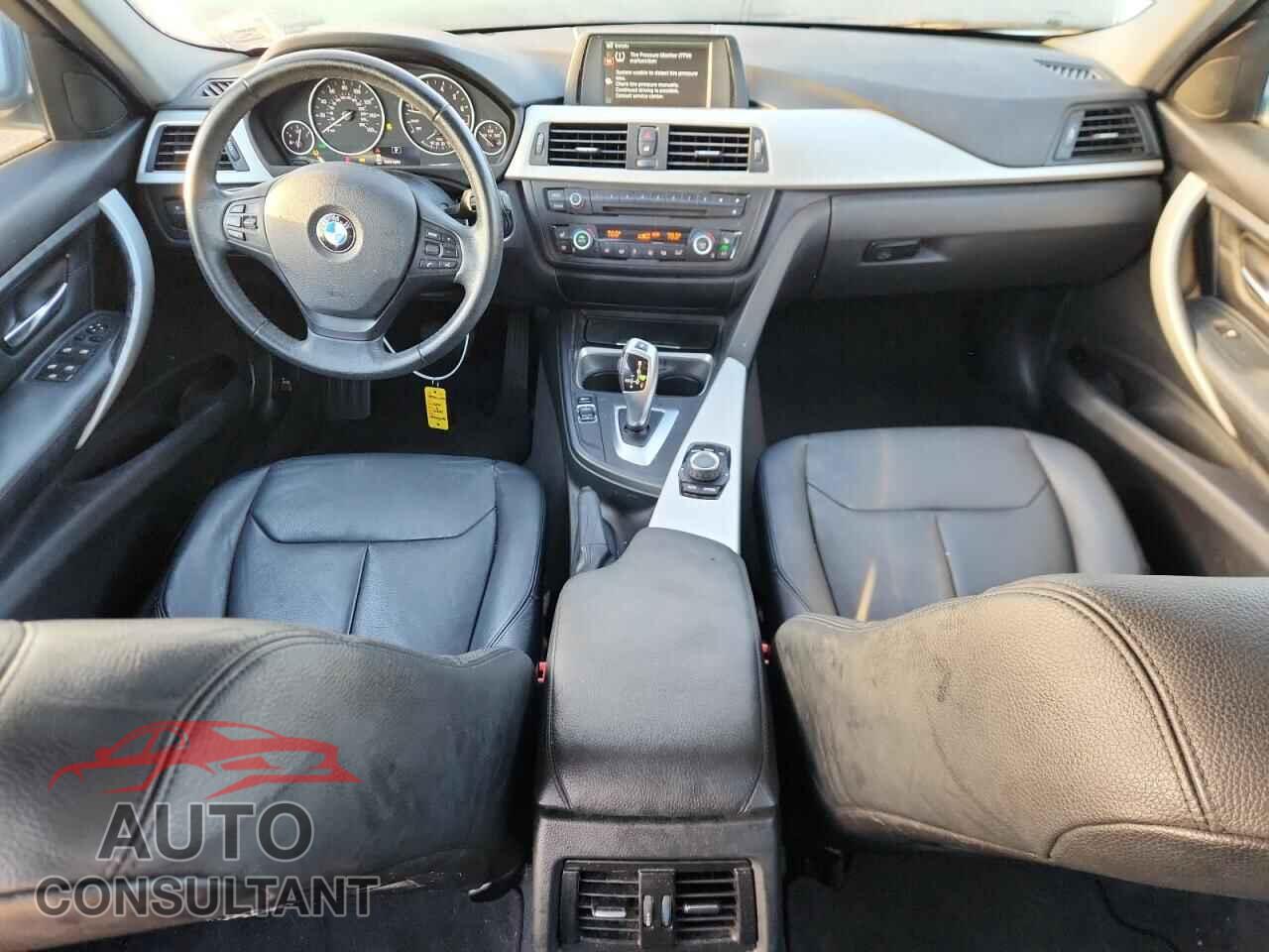BMW 3 SERIES 2013 - WBA3B3C56DF533082