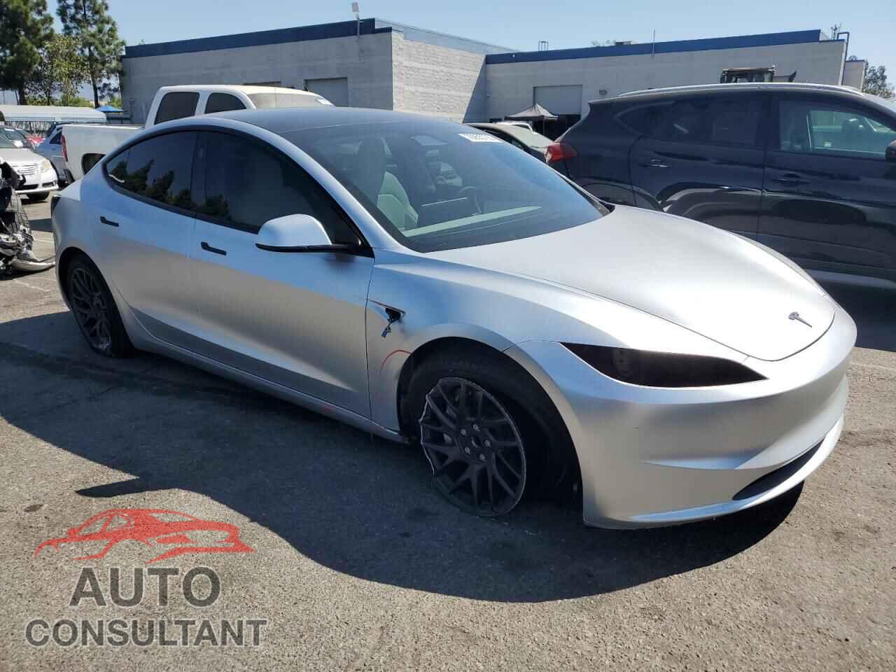 TESLA MODEL 3 2024 - 5YJ3E1EA2RF831732