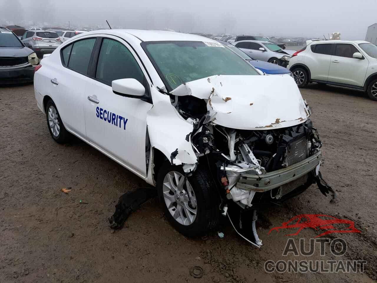 NISSAN VERSA 2018 - 3N1CN7AP0JL864959