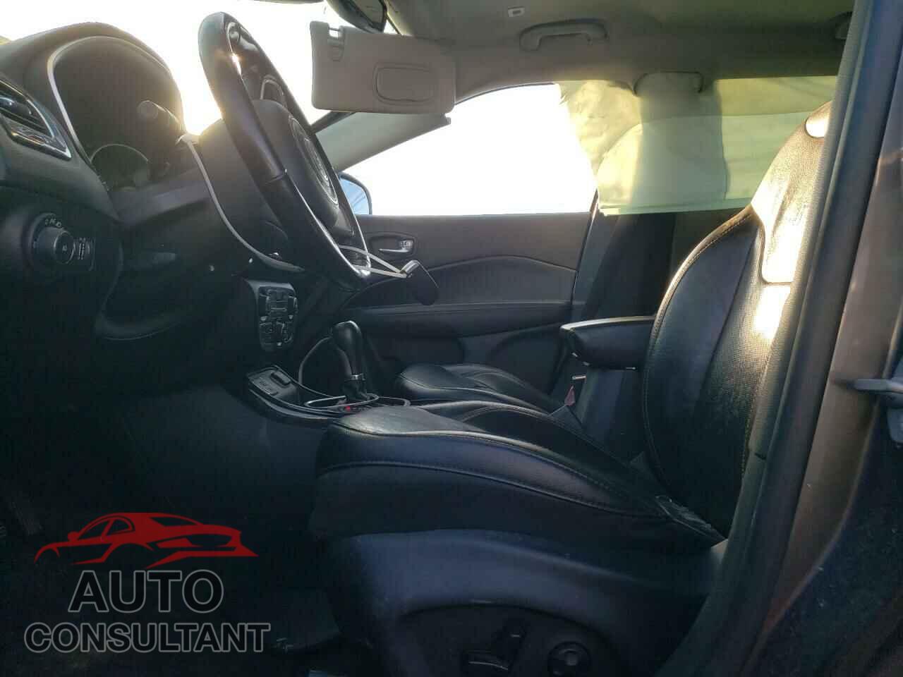 JEEP COMPASS 2019 - 3C4NJCCB6KT802138