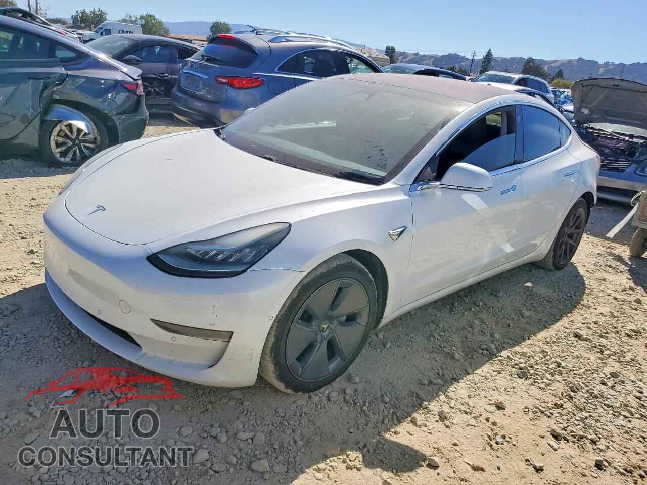 TESLA MODEL 3 2018 - 5YJ3E1EB2JF115636