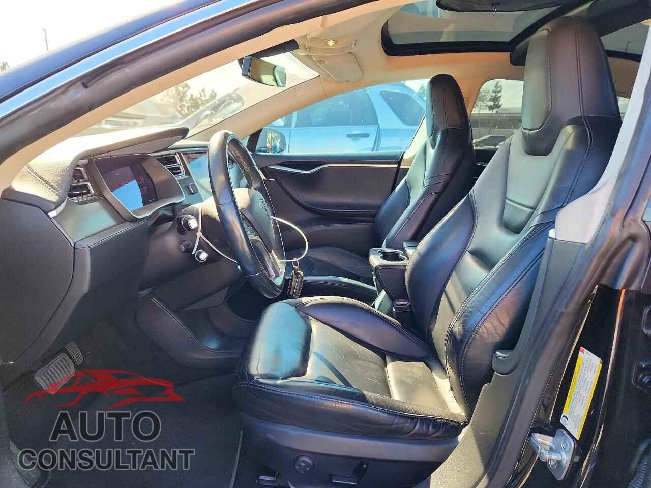TESLA MODEL S 2015 - 5YJSA1H28FF082636