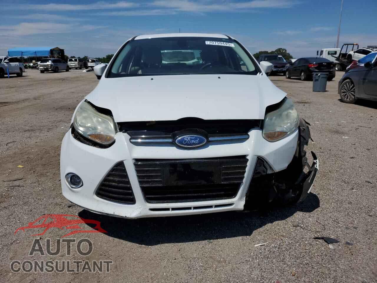 FORD FOCUS 2012 - 1FAHP3M24CL348453