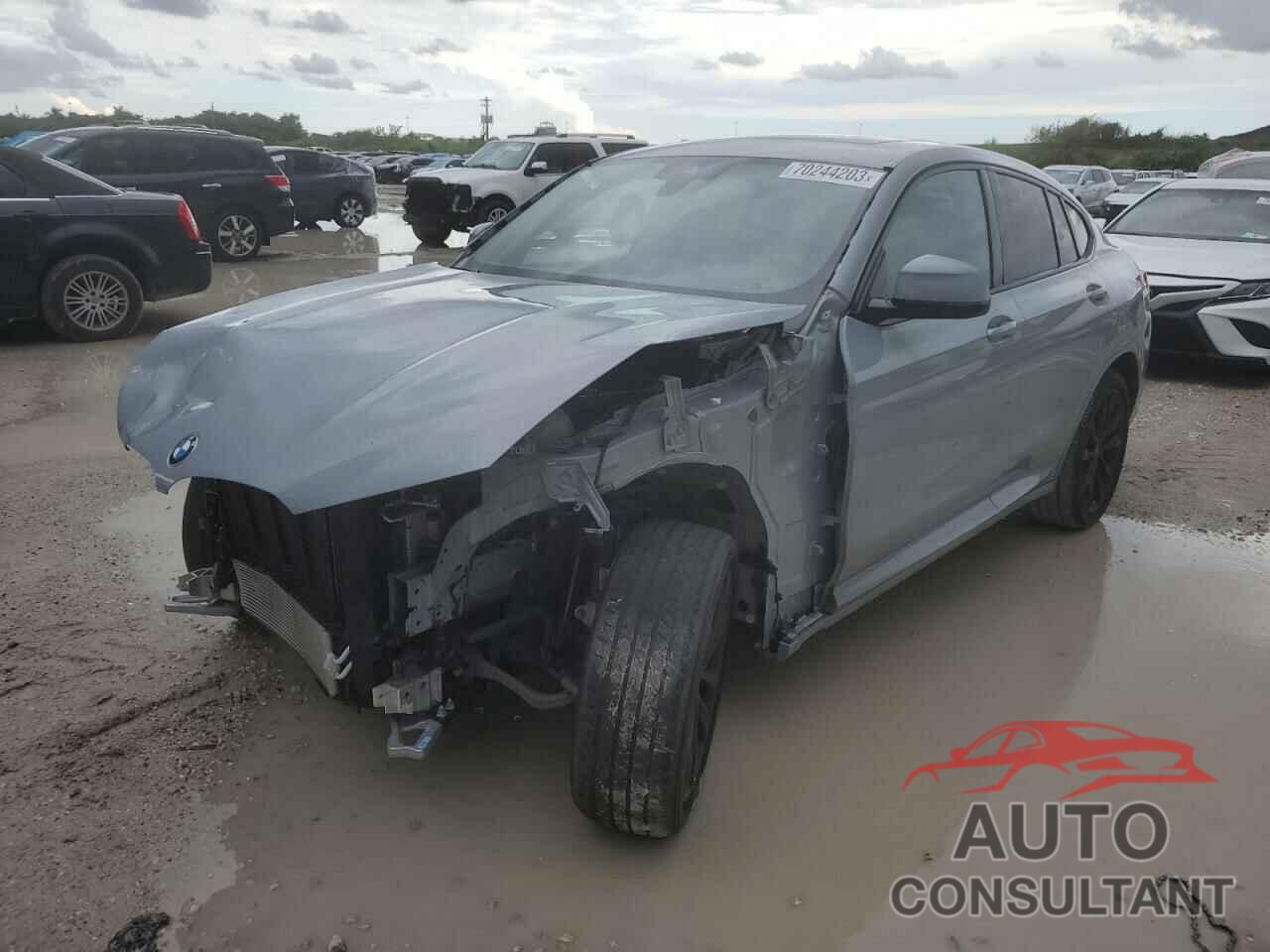 BMW X4 2022 - 5UX33DT02N9K92405