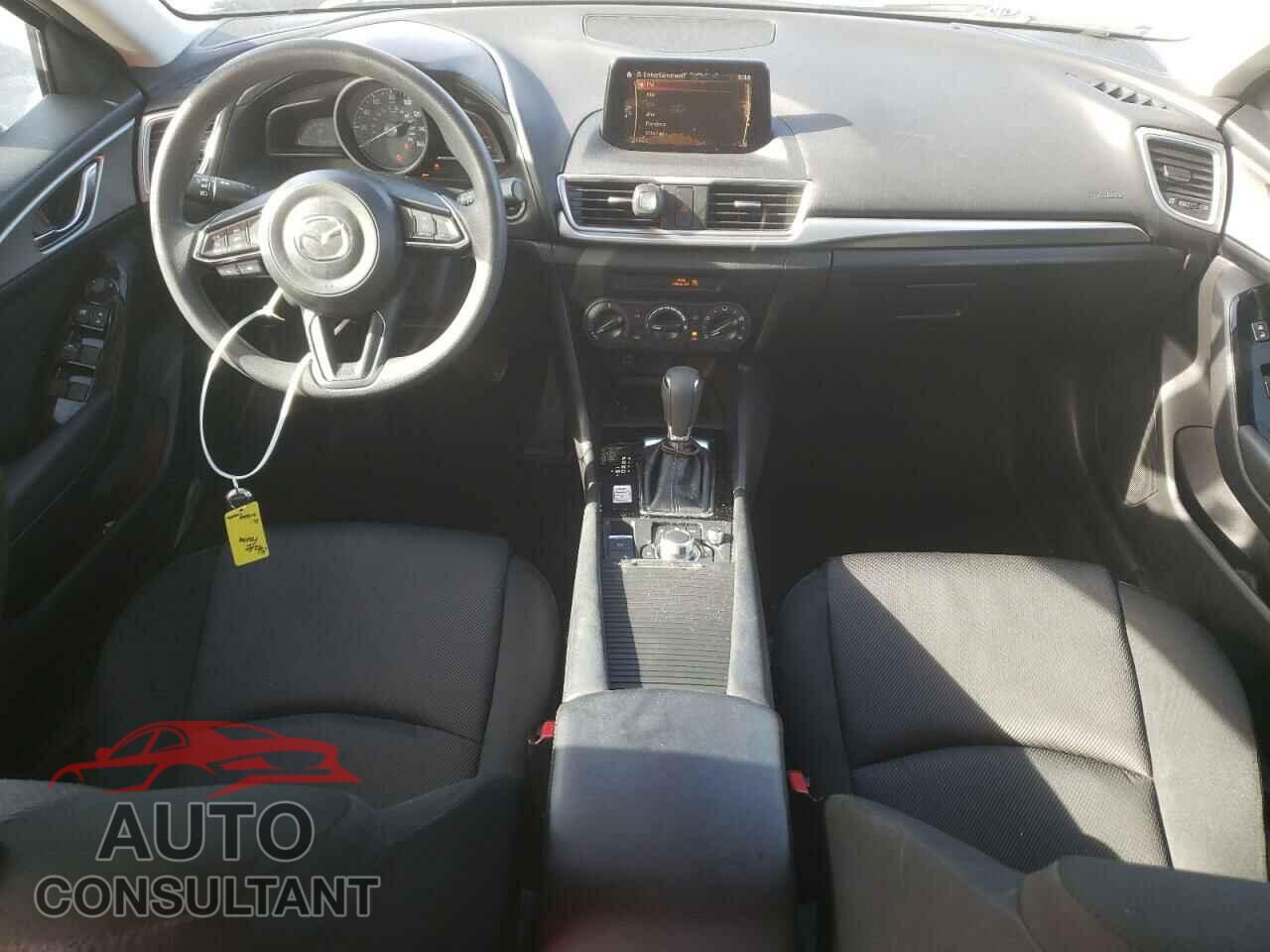 MAZDA 3 2017 - 3MZBN1U75HM107655