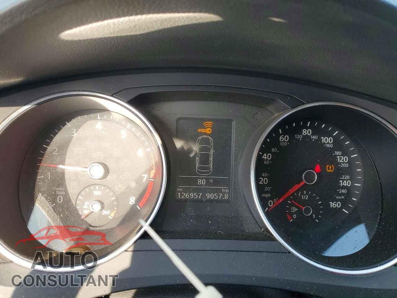 VOLKSWAGEN JETTA 2017 - 3VWDB7AJ4HM203832