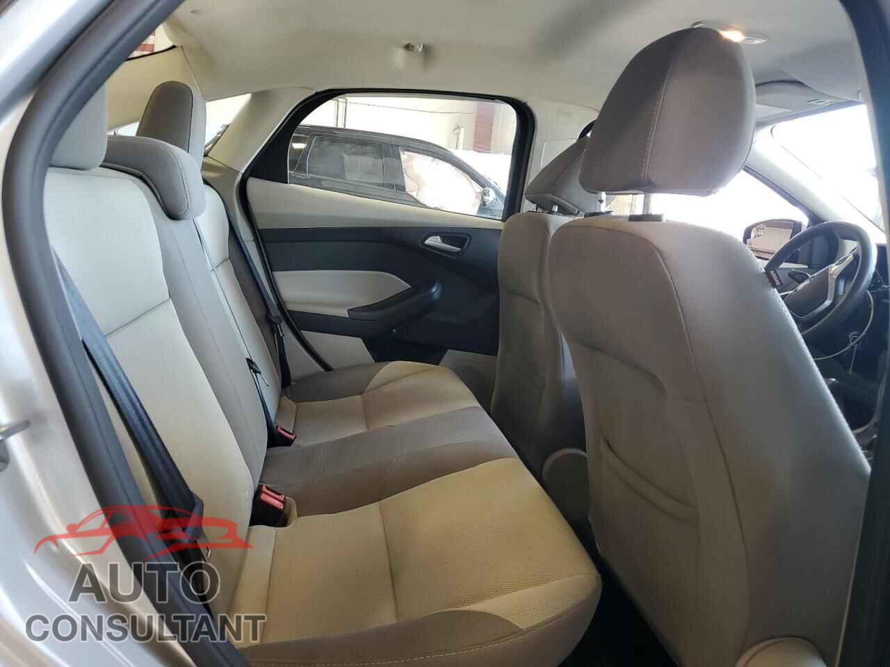 FORD FOCUS 2014 - 1FADP3F2XEL446790