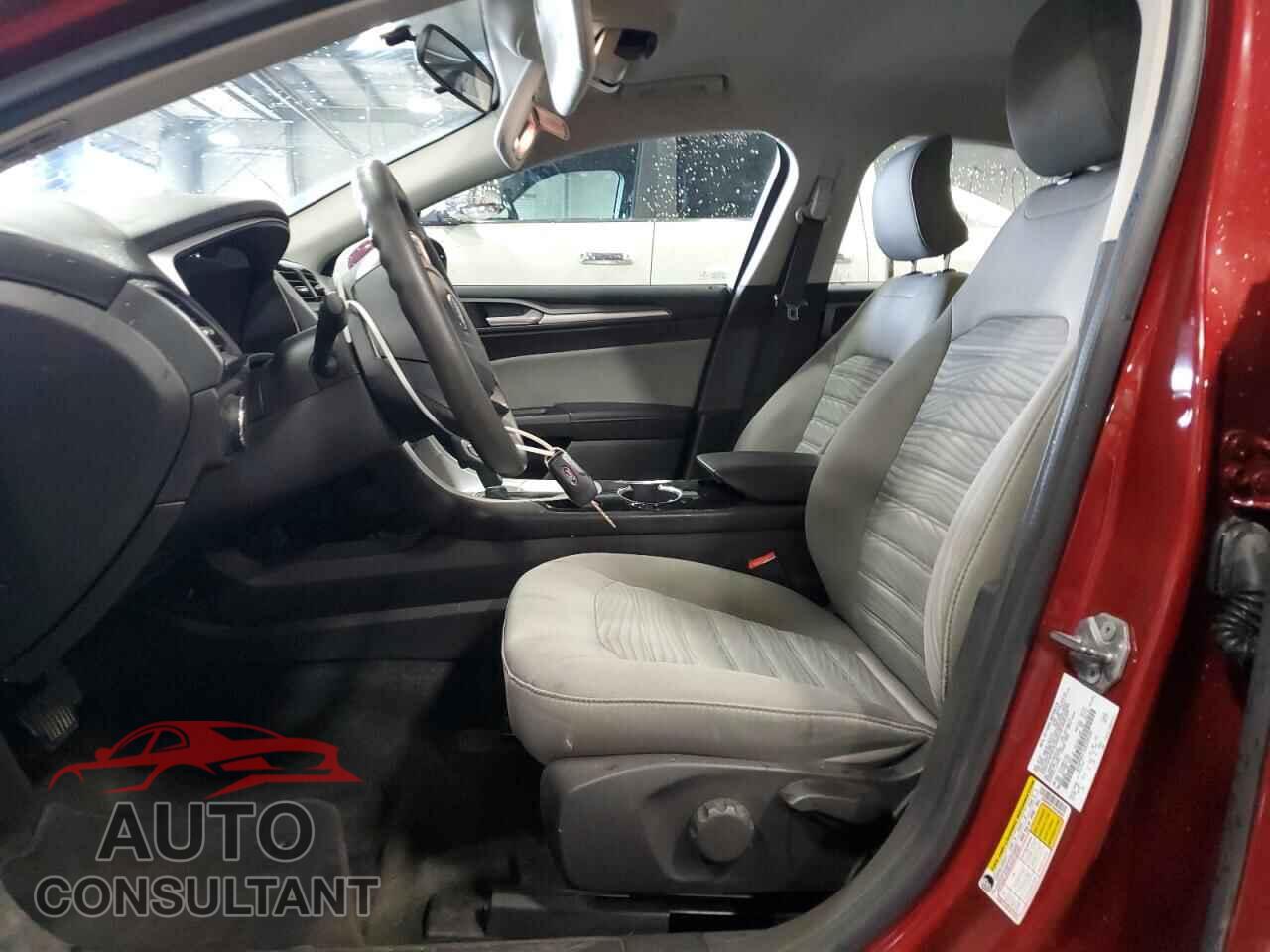 FORD FUSION 2016 - 3FA6P0G71GR359592