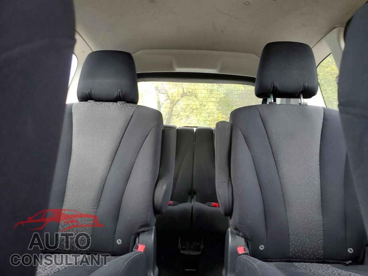 MAZDA 5 2012 - JM1CW2CL1C0128894