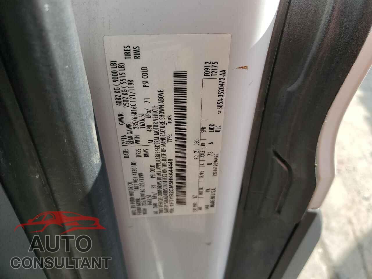 FORD TRANSIT 2017 - 1FTYR2CM5HKA44448