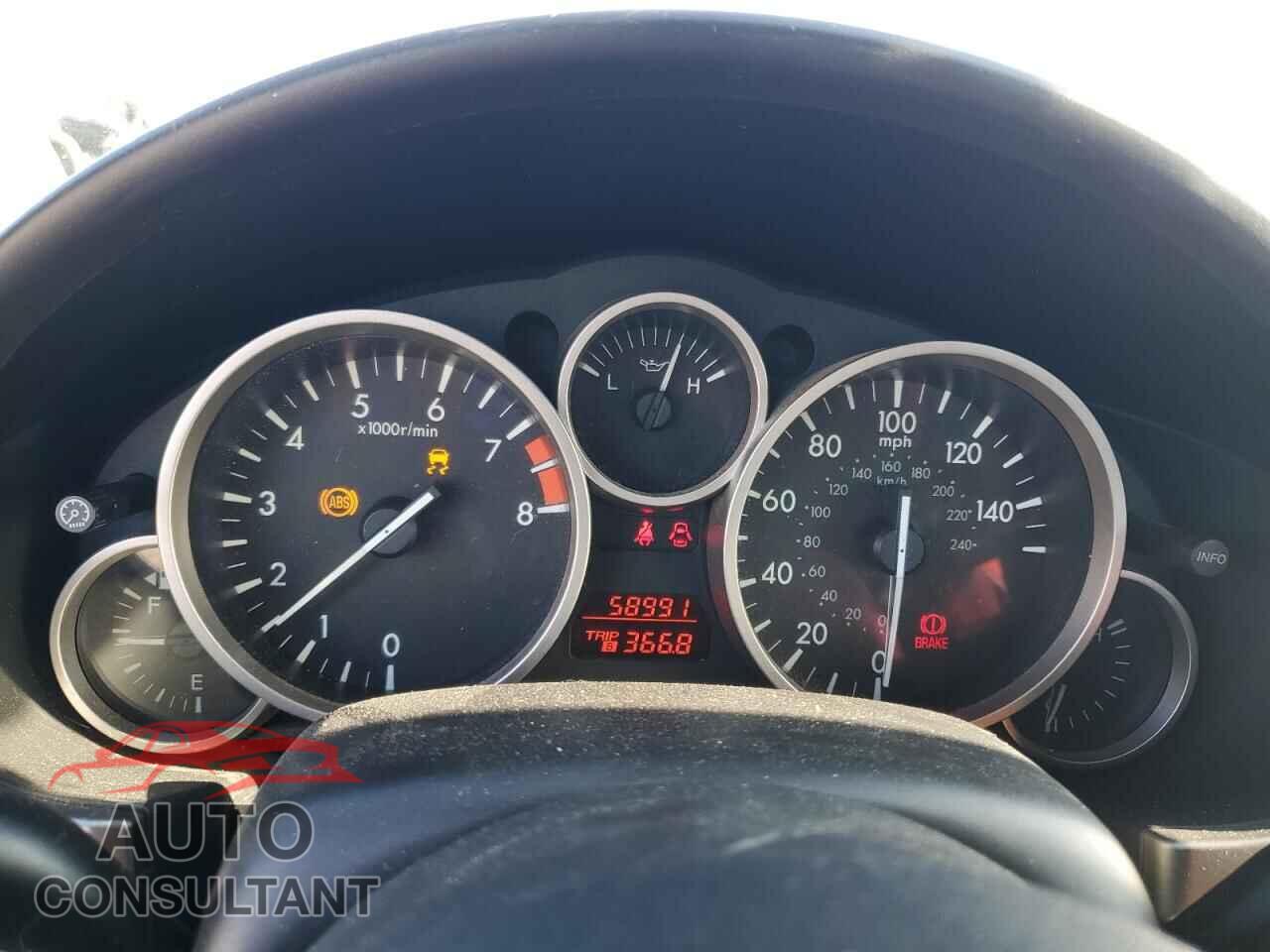 MAZDA MX5 2011 - JM1NC2PF5B0217758