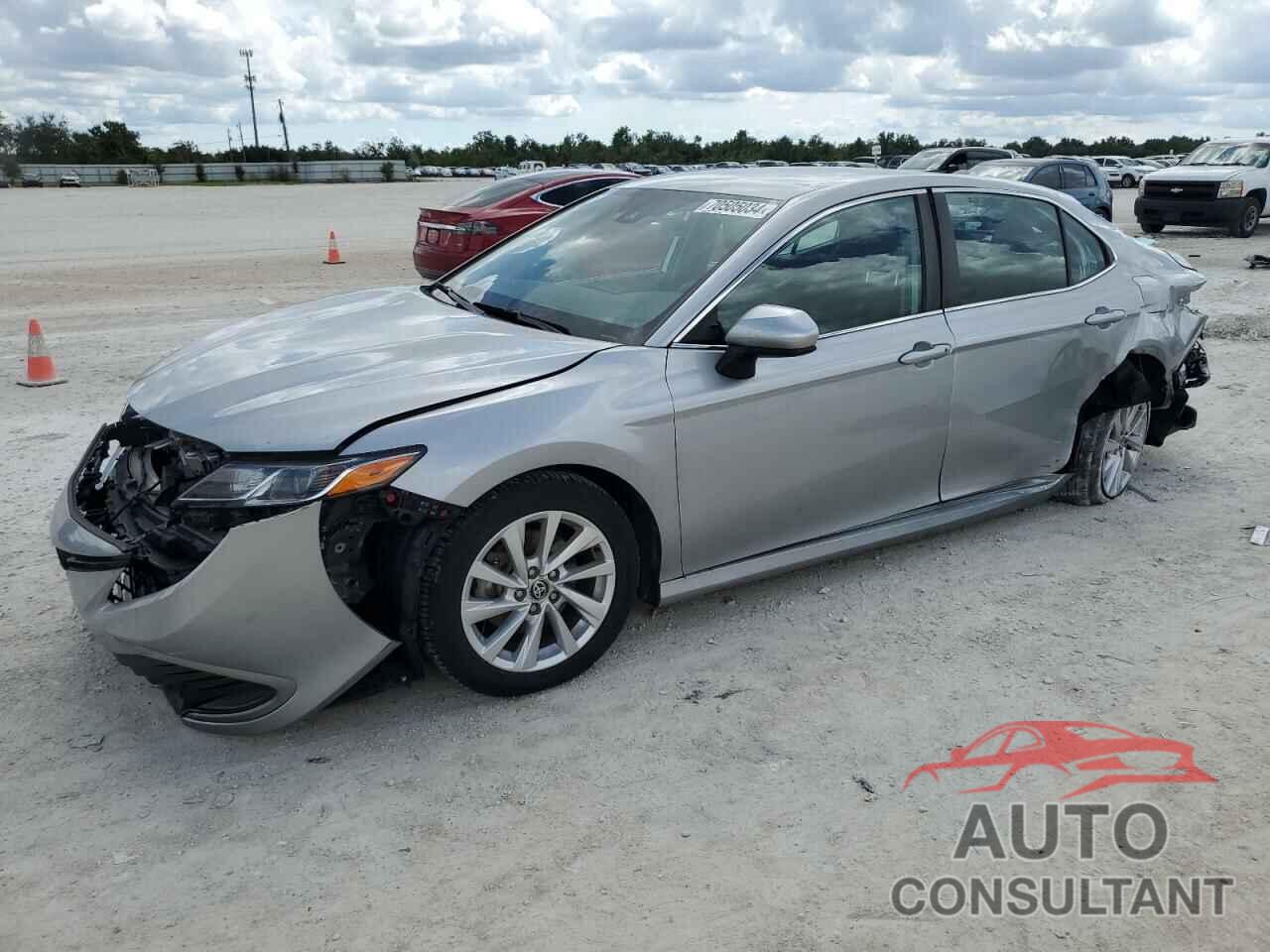 TOYOTA CAMRY 2021 - 4T1C11AK7MU542660