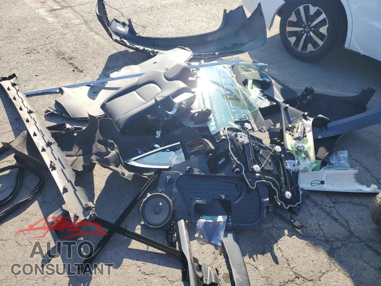 TESLA MODEL 3 2020 - 5YJ3E1EA6LF661110