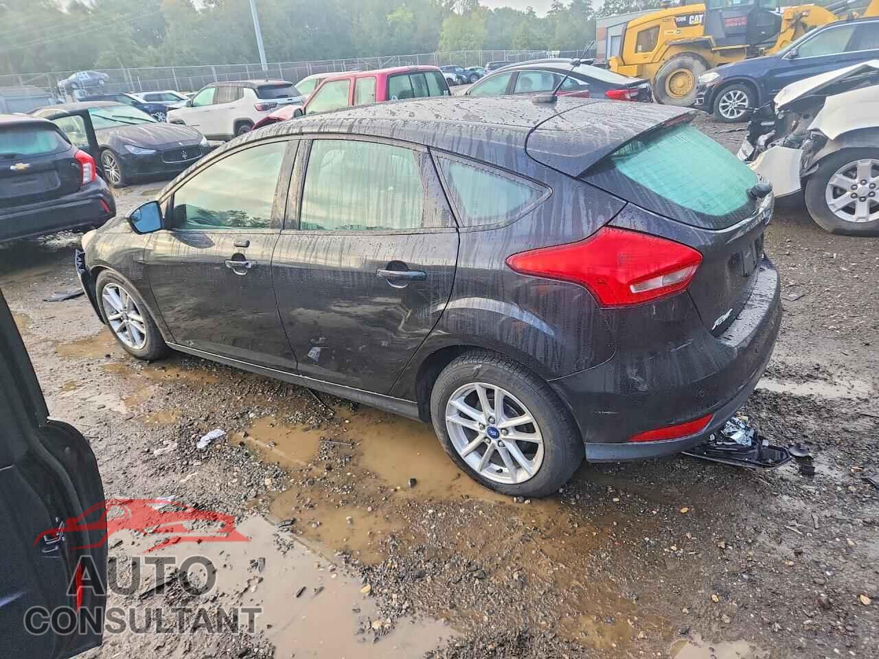 FORD FOCUS 2015 - 1FADP3K2XFL381043