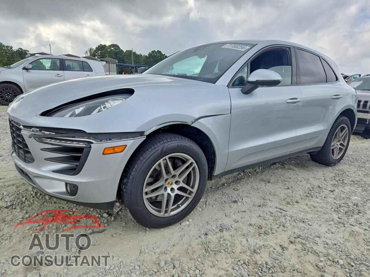 PORSCHE MACAN 2018 - WP1AA2A58JLB04578