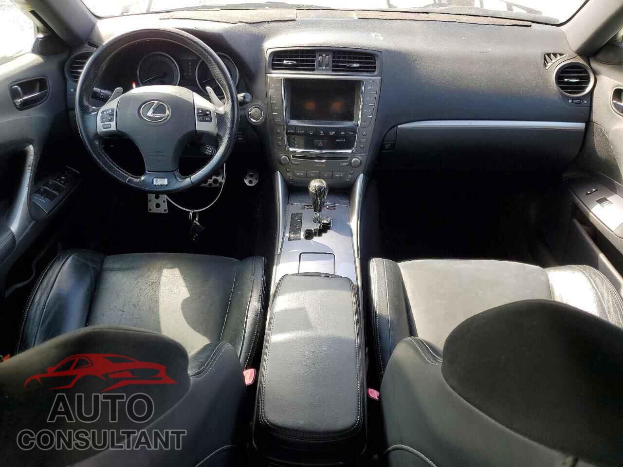 LEXUS IS 2011 - JTHBF5C21B5145733