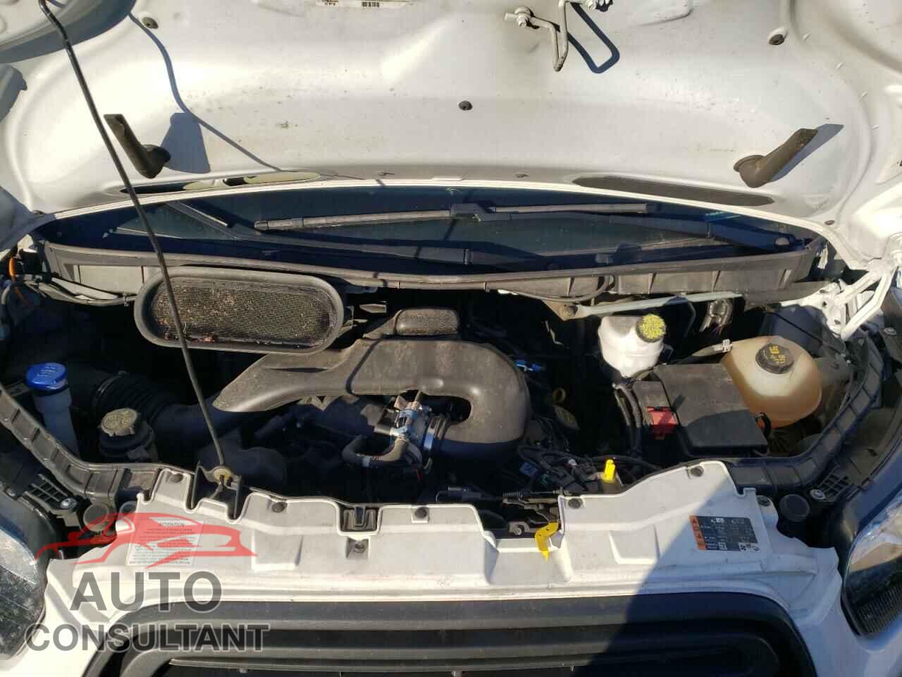 FORD TRANSIT CO 2018 - 1FTYR2CM7JKB11122