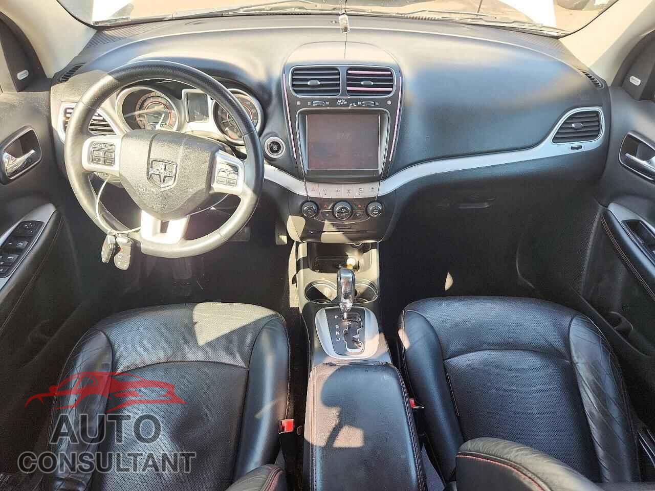 DODGE JOURNEY 2015 - 3C4PDDEG0FT693485