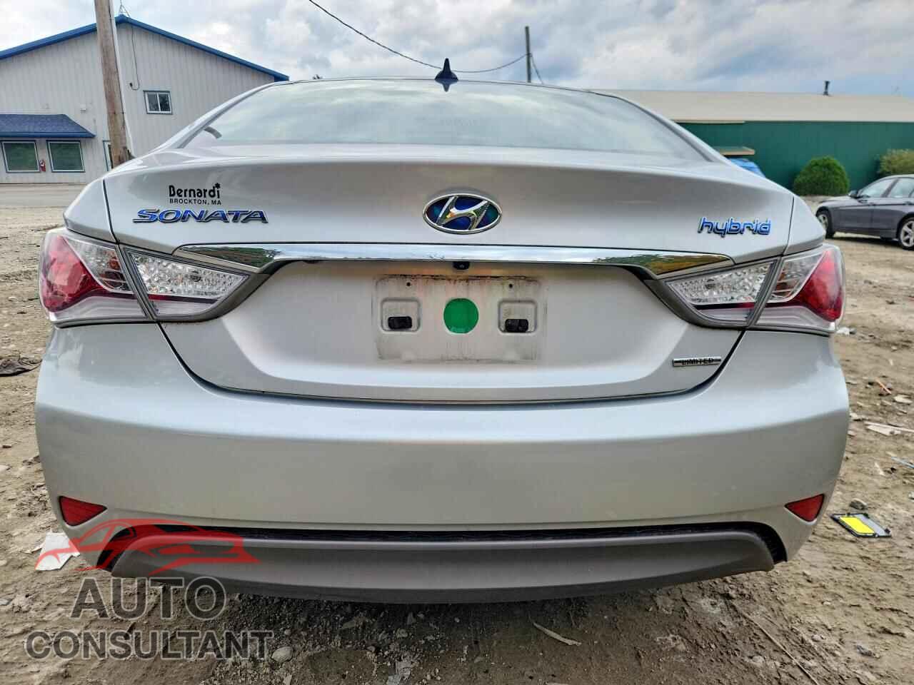 HYUNDAI SONATA 2014 - KMHEC4A48EA105520