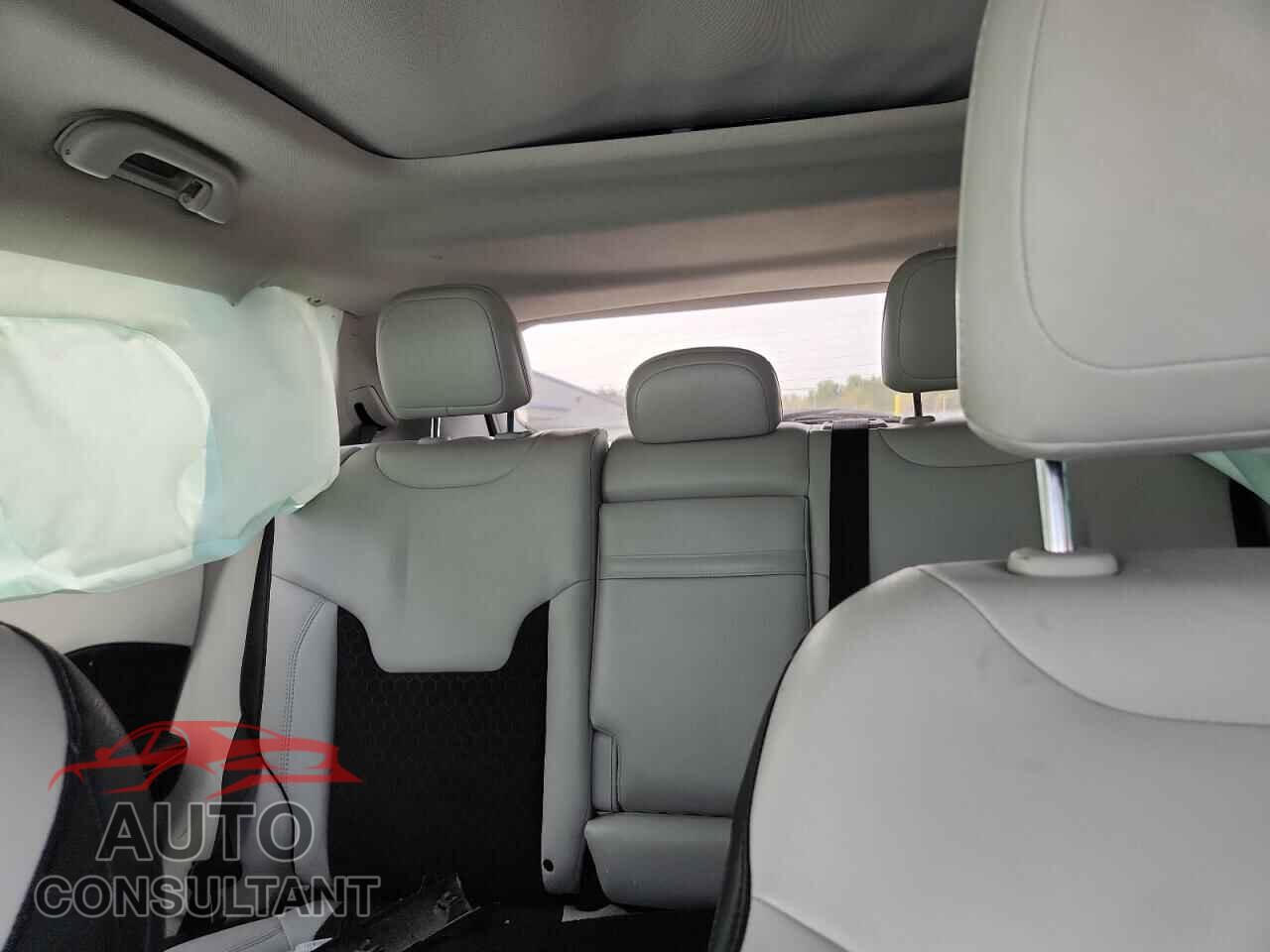 JEEP COMPASS 2019 - 3C4NJCBB5KT832717