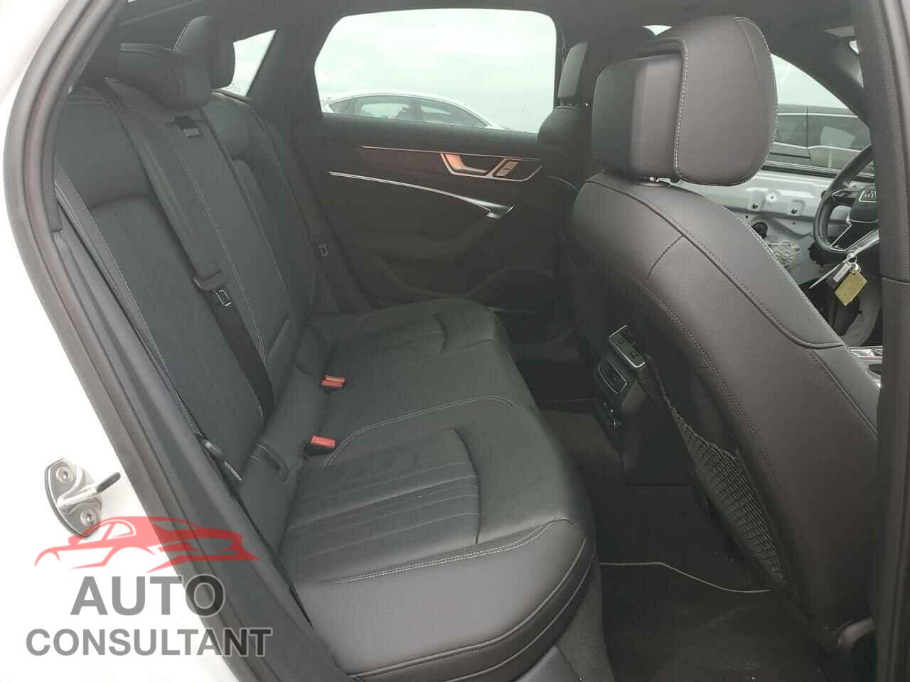 AUDI A6 2019 - WAUL2AF28KN113719