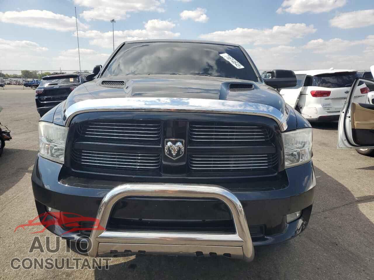 DODGE RAM 1500 2012 - 1C6RD7HT7CS130179