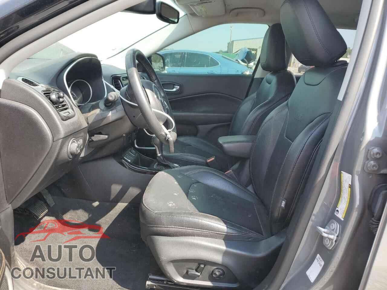 JEEP COMPASS 2019 - 3C4NJCCB2KT755710