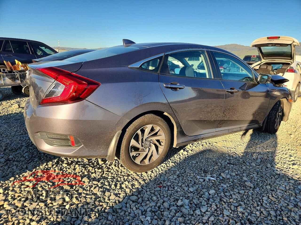 HONDA CIVIC 2017 - 19XFC2F73HE209060
