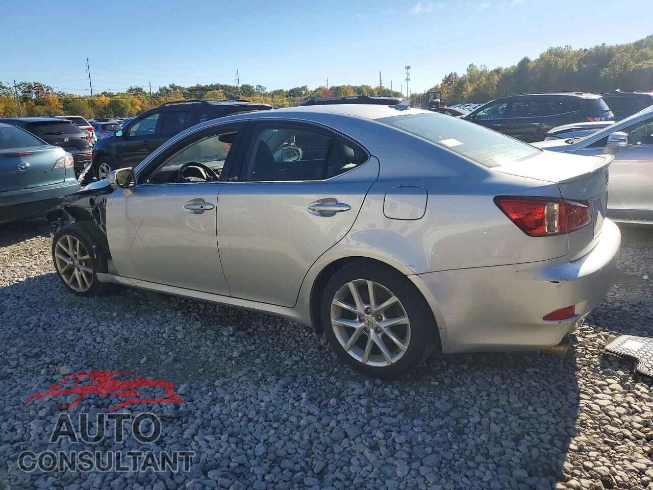 LEXUS IS 2011 - JTHCE5C23B5000586