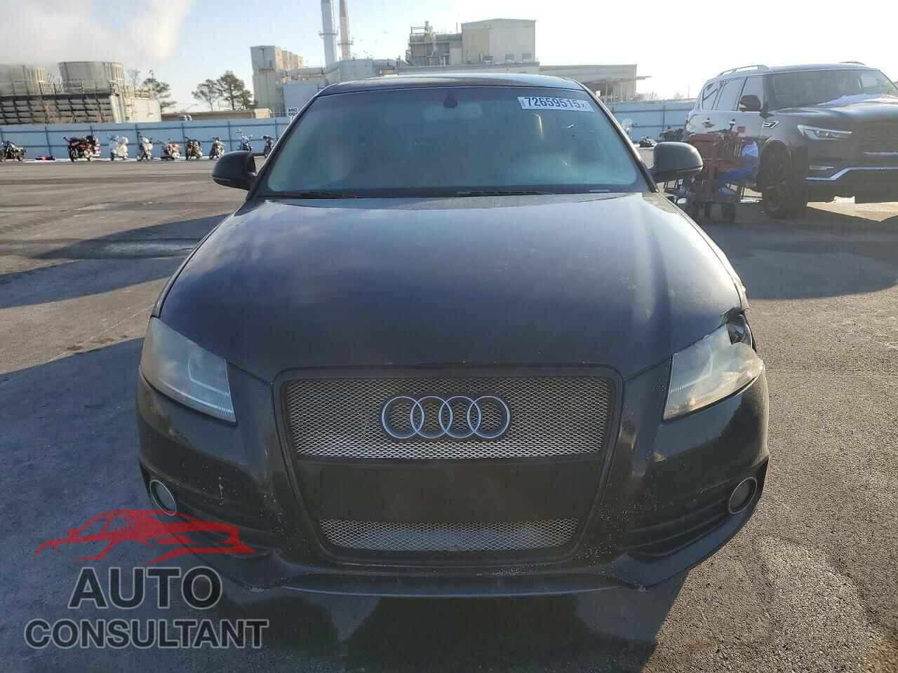 AUDI A3 2010 - WAUBJAFM5AA044607