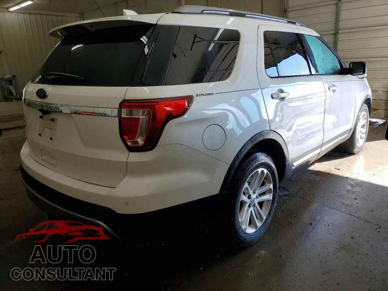 FORD EXPLORER 2017 - 1FM5K7D89HGC17912