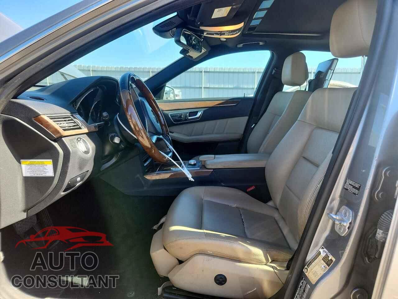 MERCEDES-BENZ E-CLASS 2012 - WDDHF8JB2CA643597