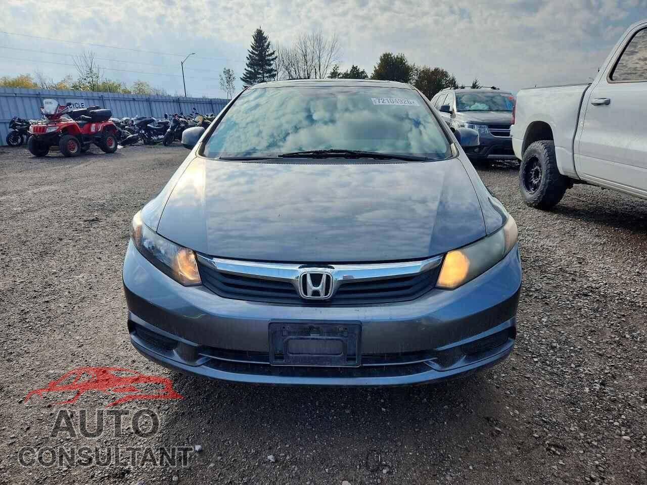HONDA CIVIC 2012 - 2HGFB2F57CH061317